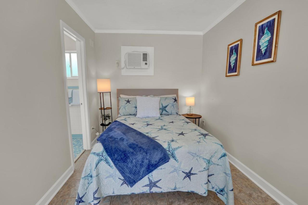 Sea Foam Suites Lower Grand Lagoon Exteriör bild