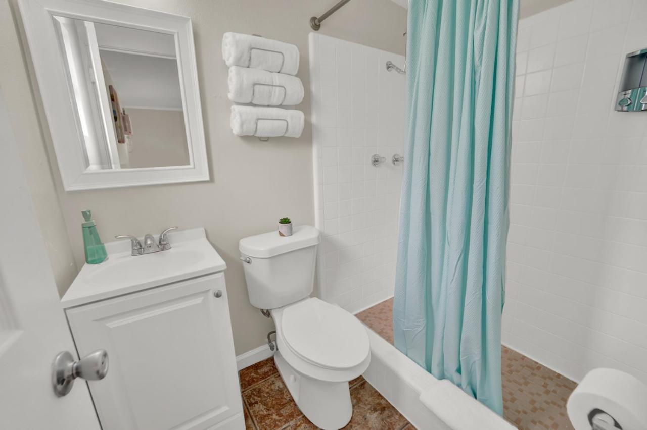 Sea Foam Suites Lower Grand Lagoon Exteriör bild