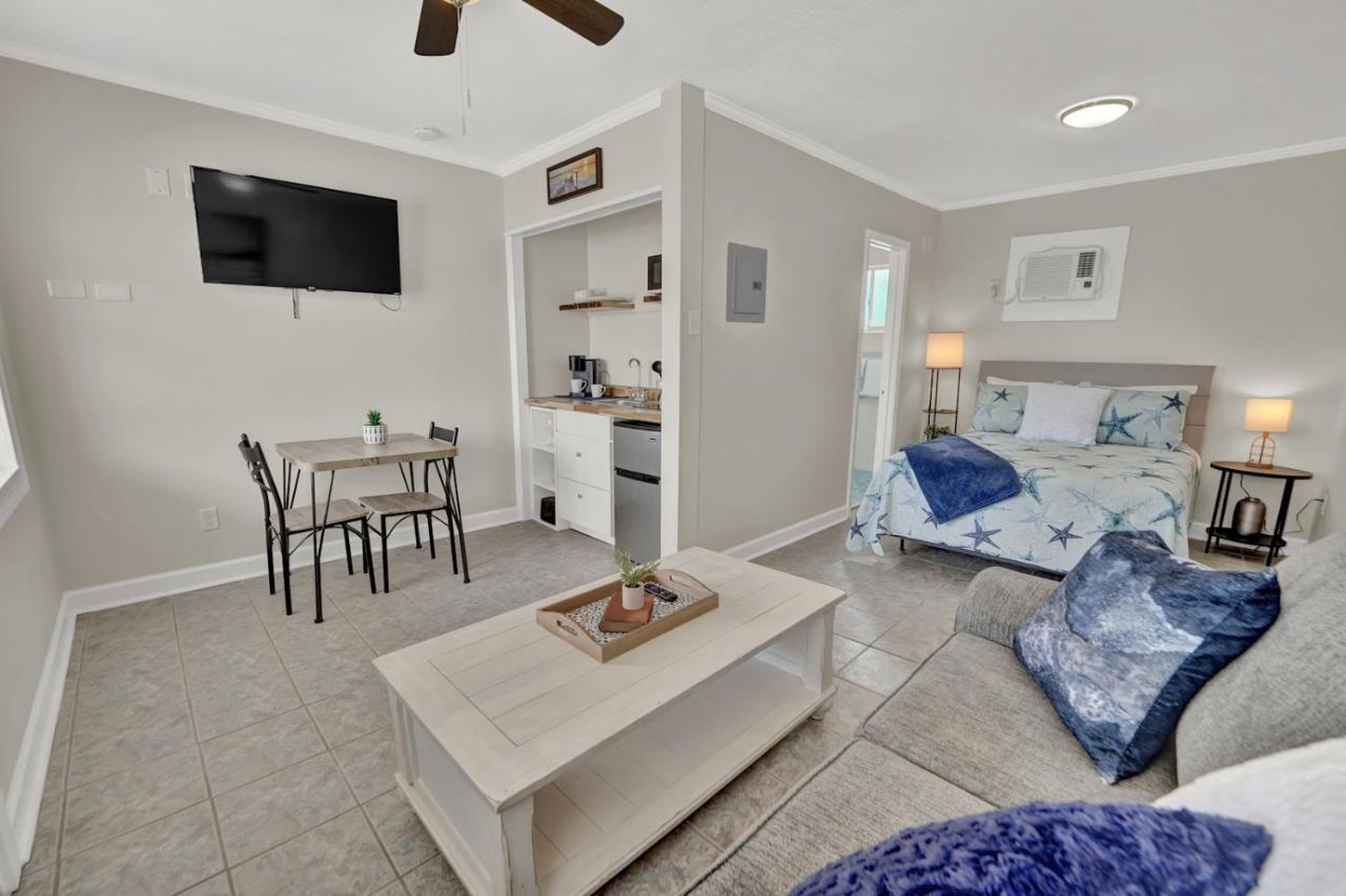 Sea Foam Suites Lower Grand Lagoon Exteriör bild