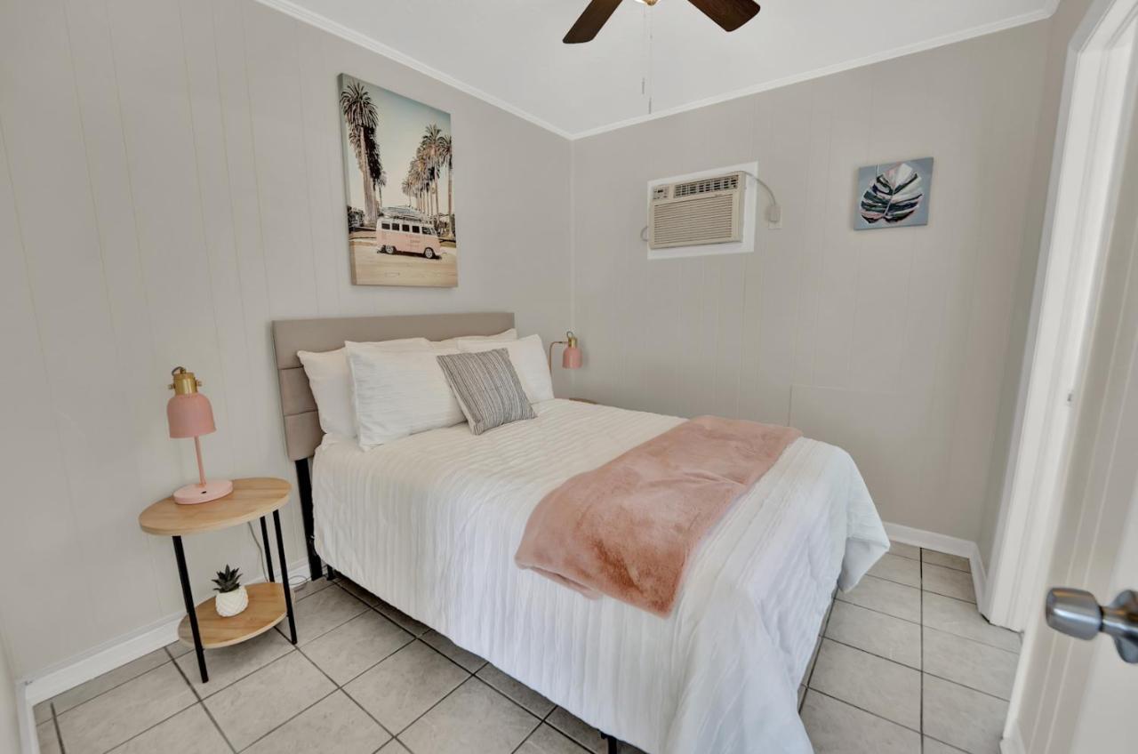 Sea Foam Suites Lower Grand Lagoon Exteriör bild
