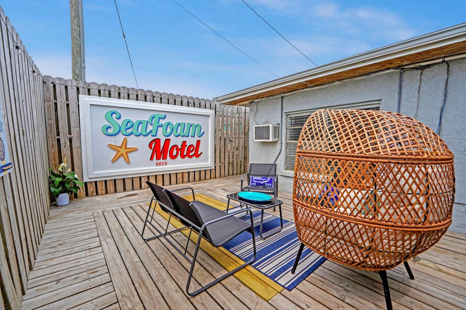Sea Foam Suites Lower Grand Lagoon Exteriör bild